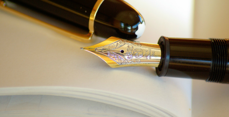 ラテン語フレーズ：イタリック体にするか、しないか